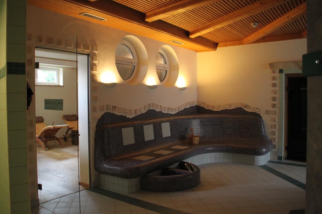 Hotel Guggenberger Клайнарл Екстериор снимка