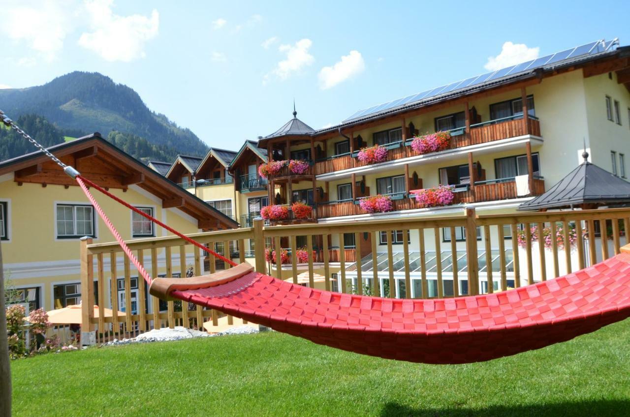 Hotel Guggenberger Клайнарл Екстериор снимка